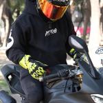 CASCO ASTRO PISTA NEGRO/NEGRO BRILLOSO