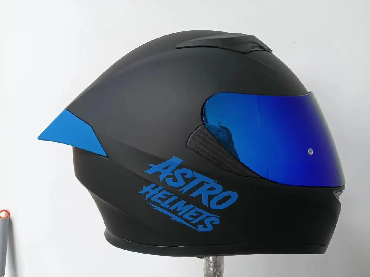 CASCO ASTRO STINGER NGO AZUL