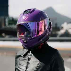 CASCO R7 STRYKER MORADO DOT