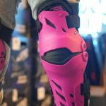 RODILLERAS ASTRO HELMETS COLOR ROSA CERTIFICADAS