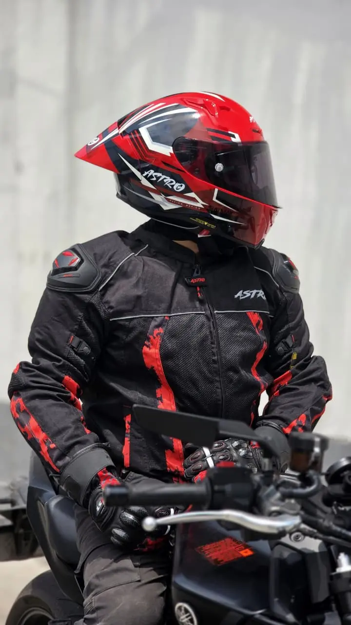 Chamarra ASTRO NGO/ ROJO